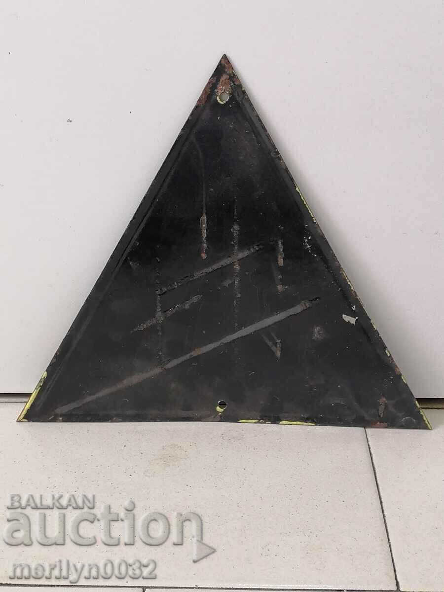 Placa sociala emailata, placa NRB cu preț € 14.76 | 28.87 BGN