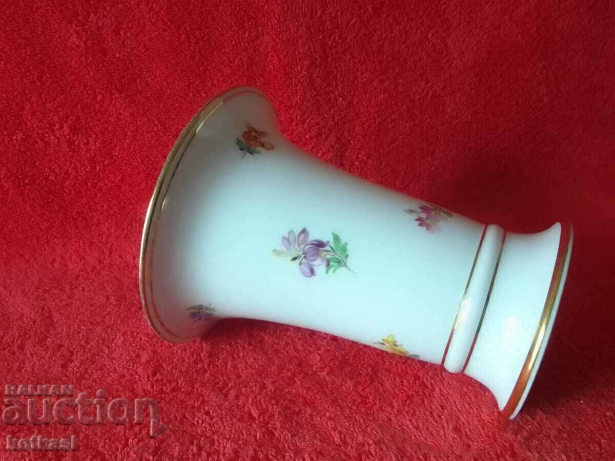 Παράδοση Παλαιό πορσελάνινο βάζο που επιχρυσώνει Γερμανία λουλούδια Meissen Meissen Παράδοση Παλαιό πορσελάνινο βάζο που επιχρυσώνει Γερμανία λουλούδια Meissen Meissen