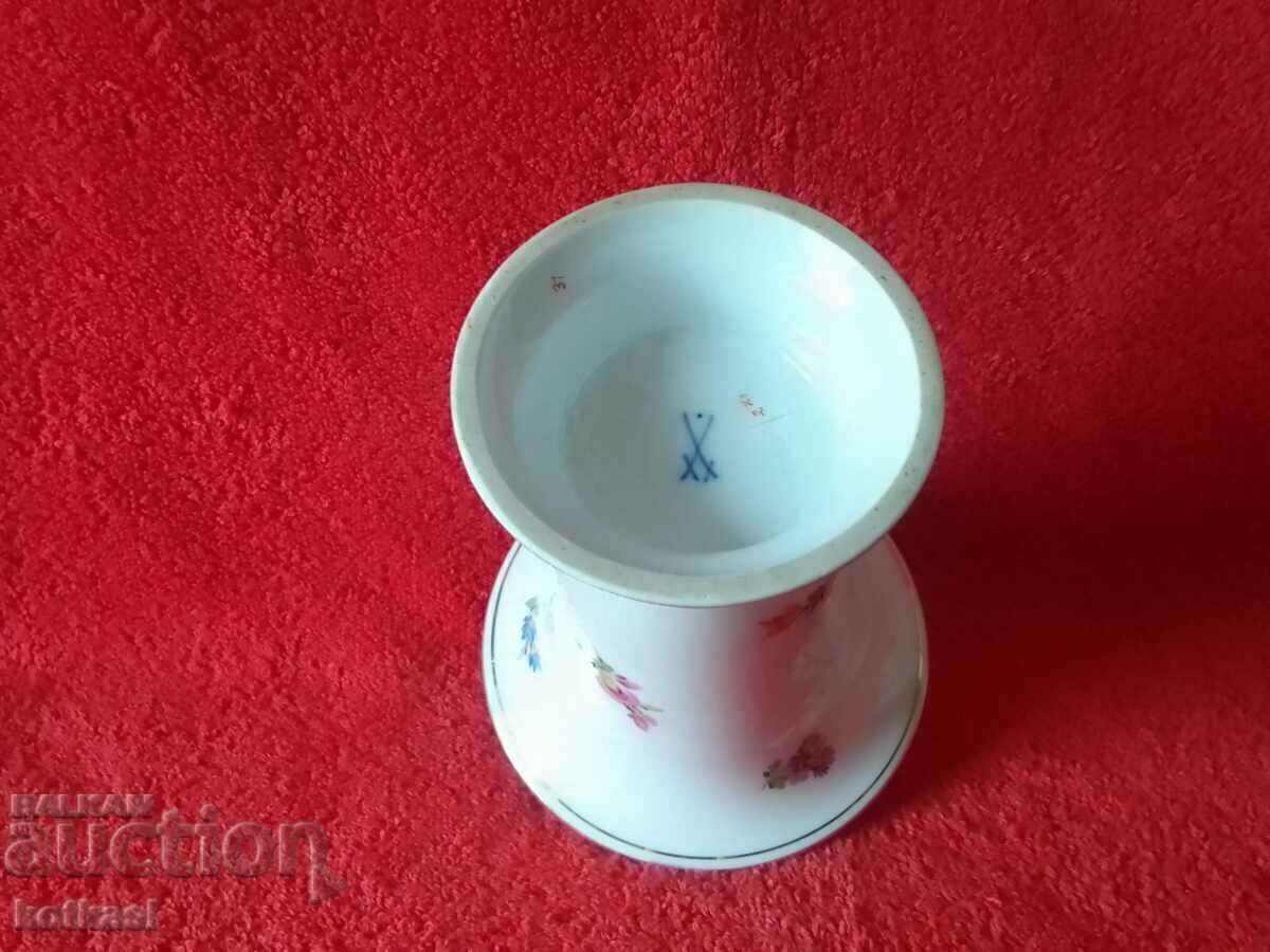 Παλαιό πορσελάνινο βάζο που επιχρυσώνει Γερμανία λουλούδια Meissen Meissen - 6 Παλαιό πορσελάνινο βάζο που επιχρυσώνει Γερμανία λουλούδια Meissen Meissen - 6