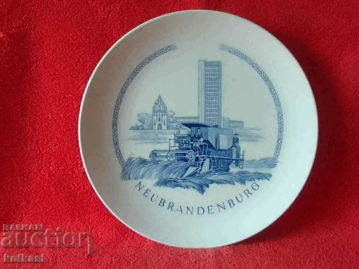 Old large porcelain plate Germany Meissen Meissen Old large porcelain plate Germany Meissen Meissen