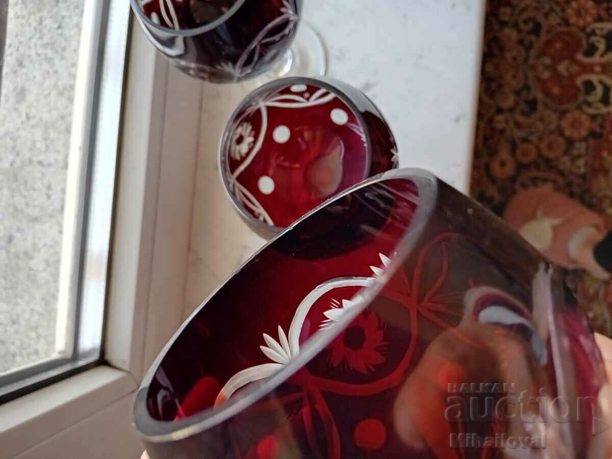 Delivery of Red crystal 3 glasses for cognac Delivery of Red crystal 3 glasses for cognac