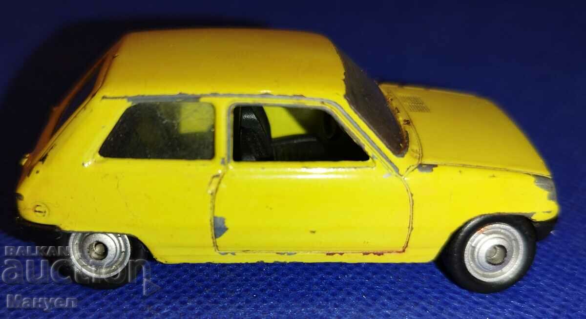 Auction I am selling a model. Auction I am selling a model.