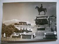 Card Sofia Monument to the liberating brothers A82/1960