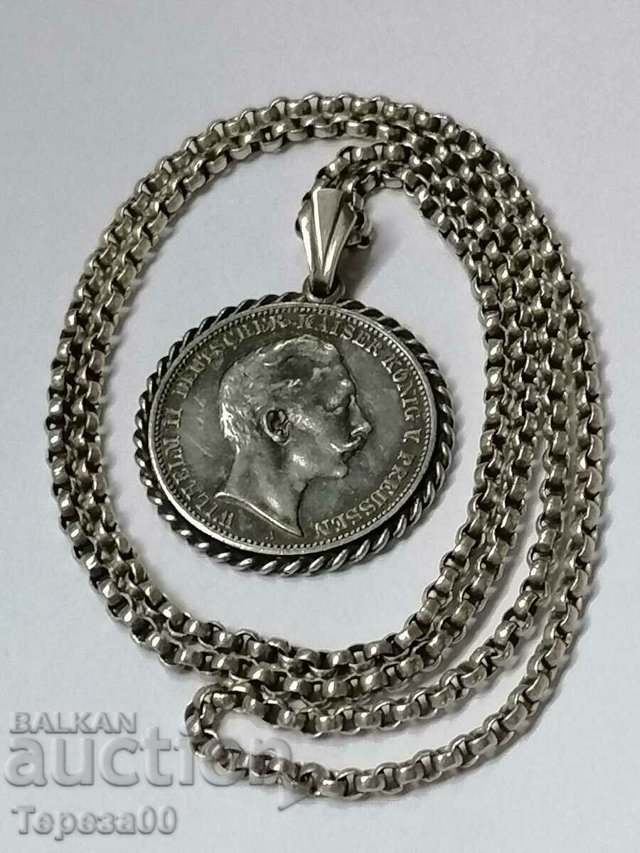 Old, long silver necklace with coin in hardware 45.75g