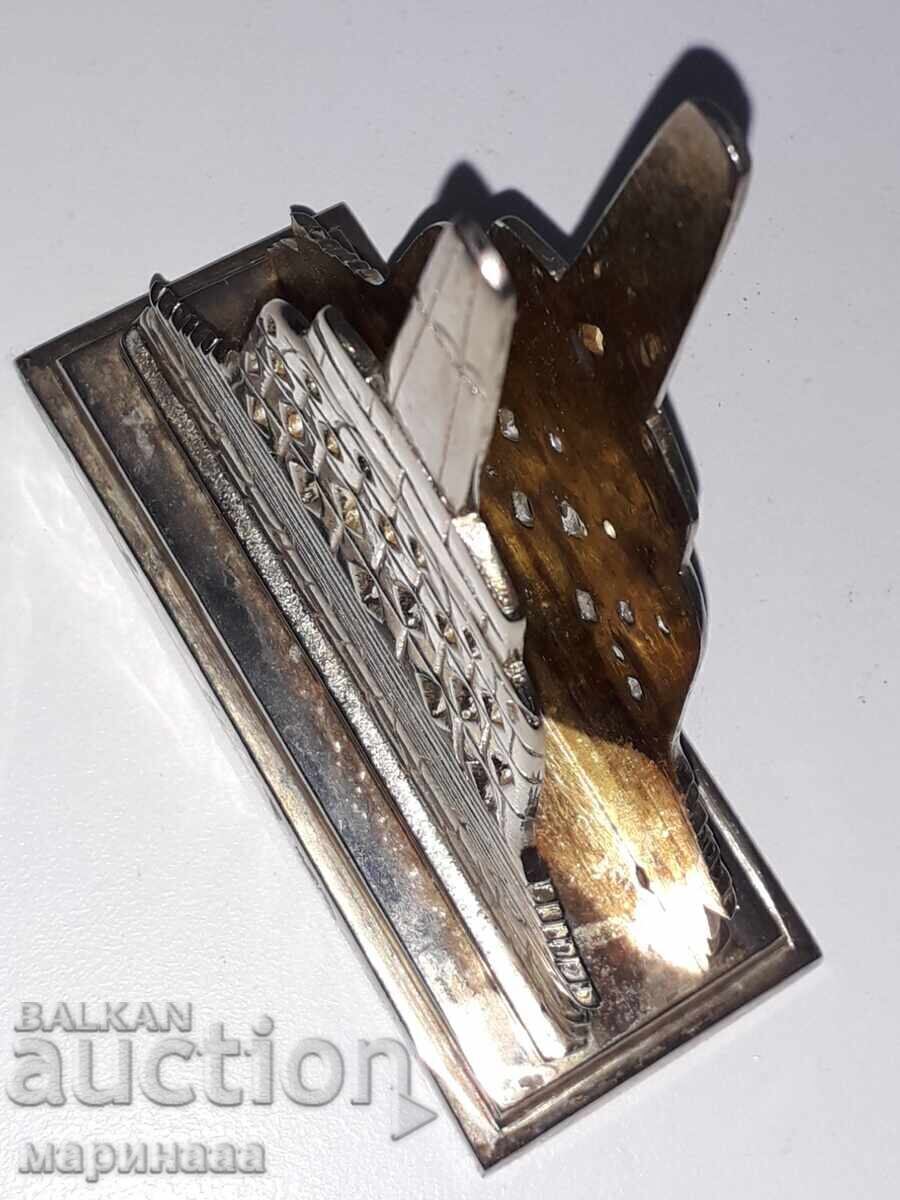 Delivery of NAPKIN SOLID BRASS. INDONESIA