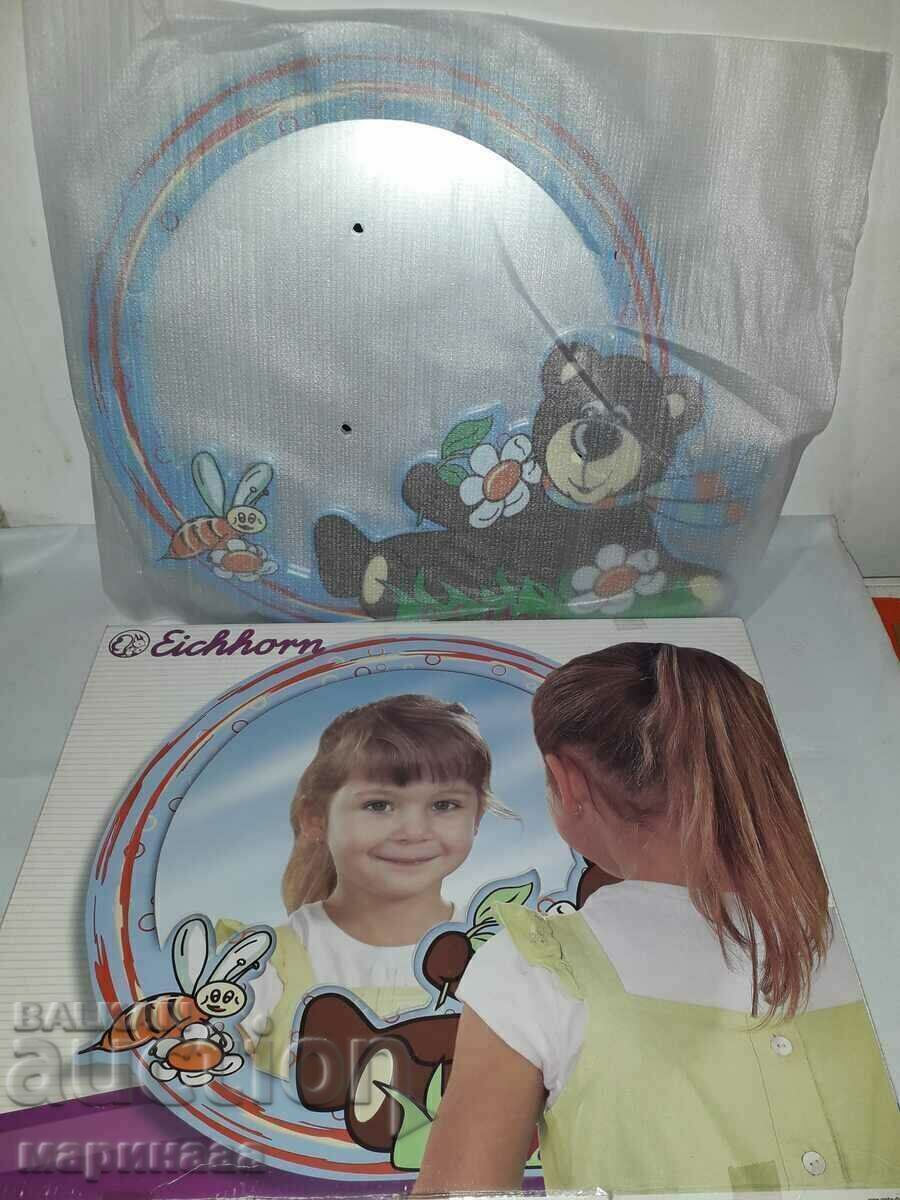 Delivery of LARGE CHILDREN'S MIRROR. GERMANY Delivery of LARGE CHILDREN'S MIRROR. GERMANY