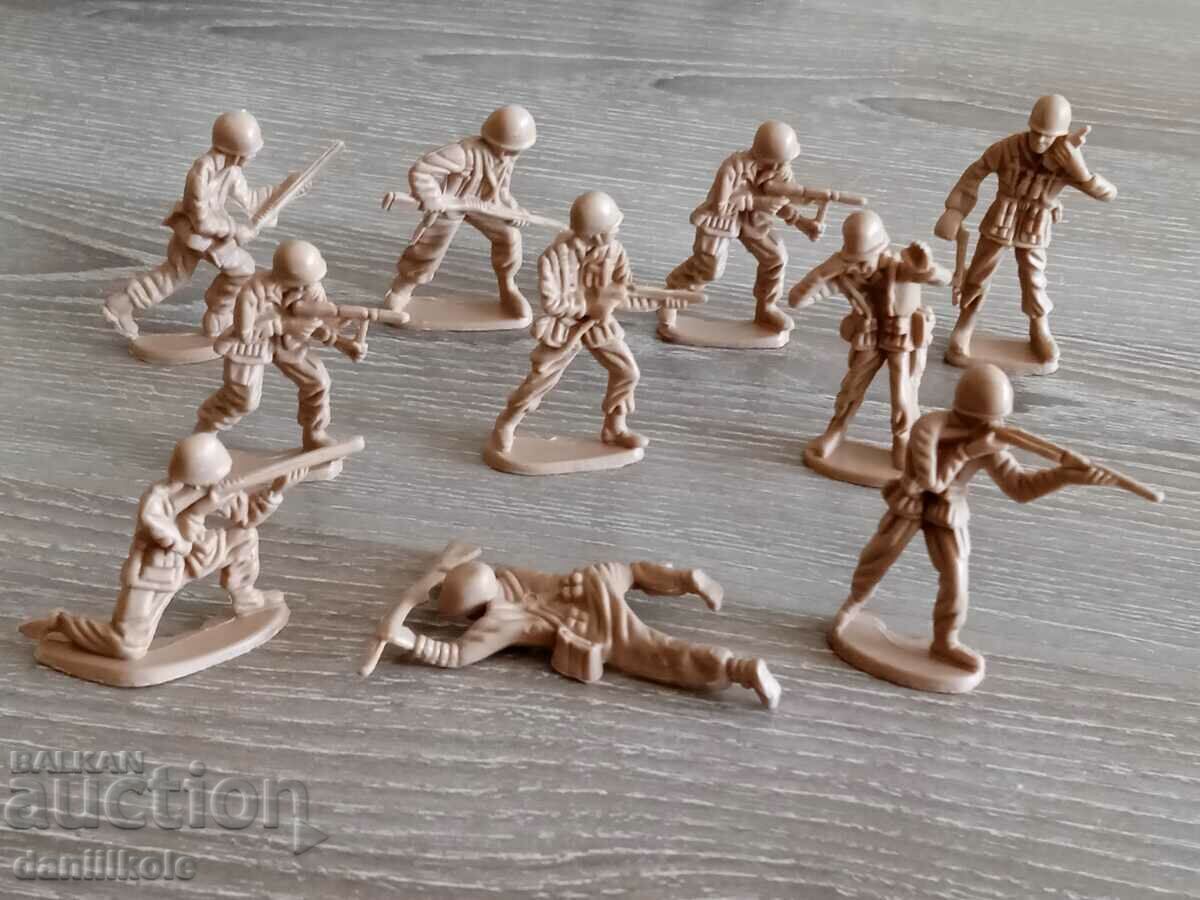Delivery of *$*Y*$*FROM MILITARY FIGURE COLLECTION 10 DIFFERENT SOLDIERS *$*Y*$* Delivery of *$*Y*$*FROM MILITARY FIGURE COLLECTION 10 DIFFERENT SOLDIERS *$*Y*$*