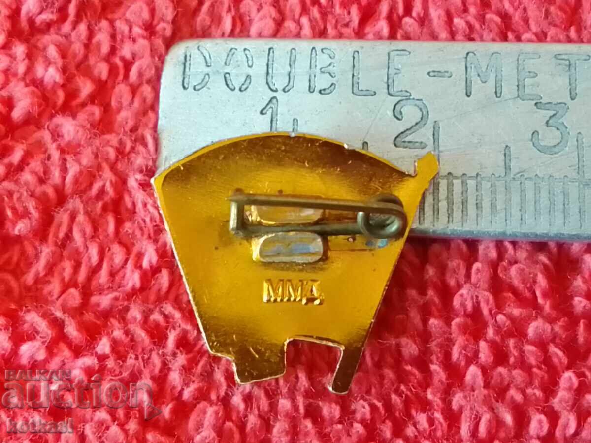 Old metal social badge RUSSIA VLKSM with price 3.50 BGN | € 1.79 Old metal social badge RUSSIA VLKSM with price 3.50 BGN | € 1.79