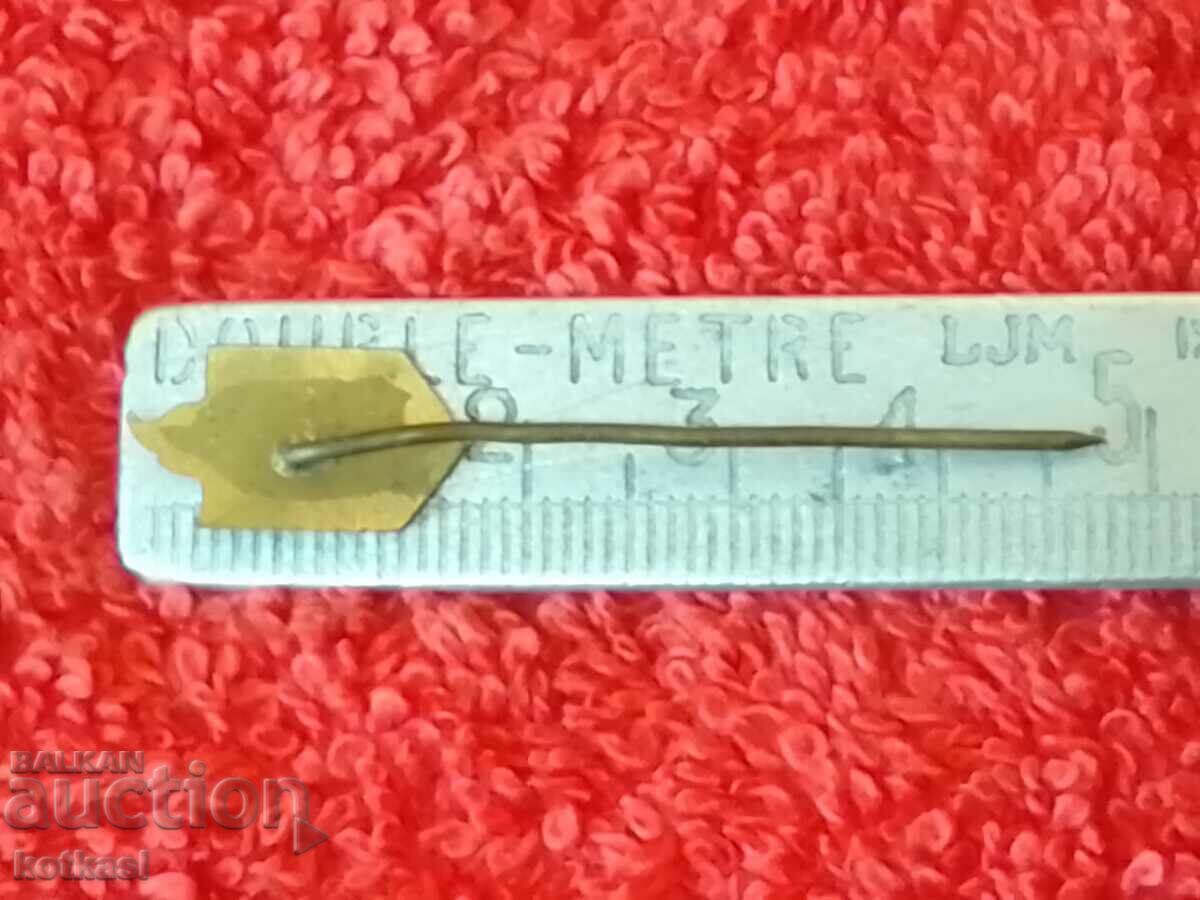 Old BMCOP Royal Patriotic Badge Pin Enamel Excellent with price 35.50 BGN | € 18.15 Old BMCOP Royal Patriotic Badge Pin Enamel Excellent with price 35.50 BGN | € 18.15