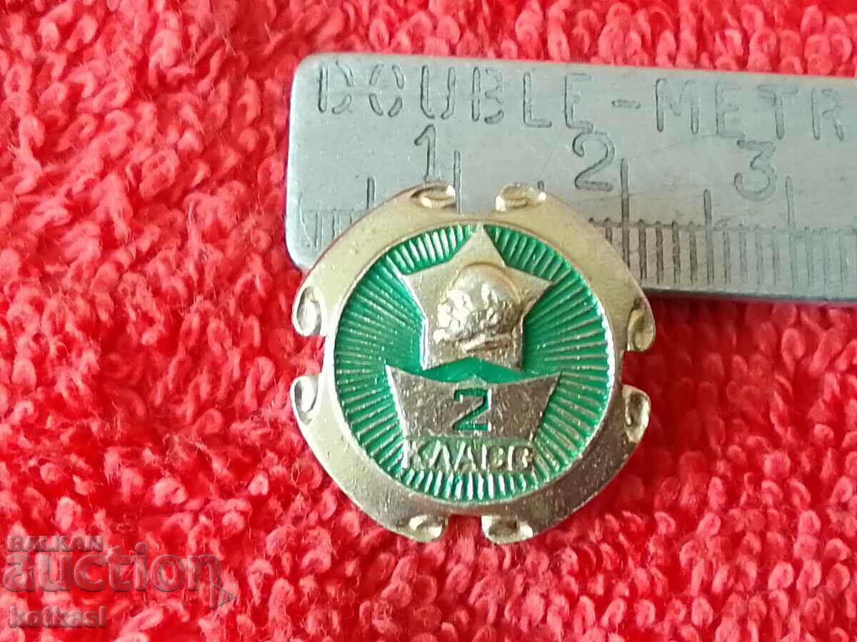 Old metal badge Lenin 2nd class Old metal badge Lenin 2nd class