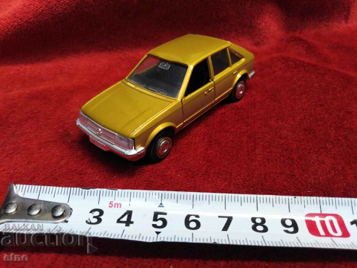 Auction OPEL KADETT, GAMA-MINI, SOCIAL TOY, TOYS Auction OPEL KADETT, GAMA-MINI, SOCIAL TOY, TOYS