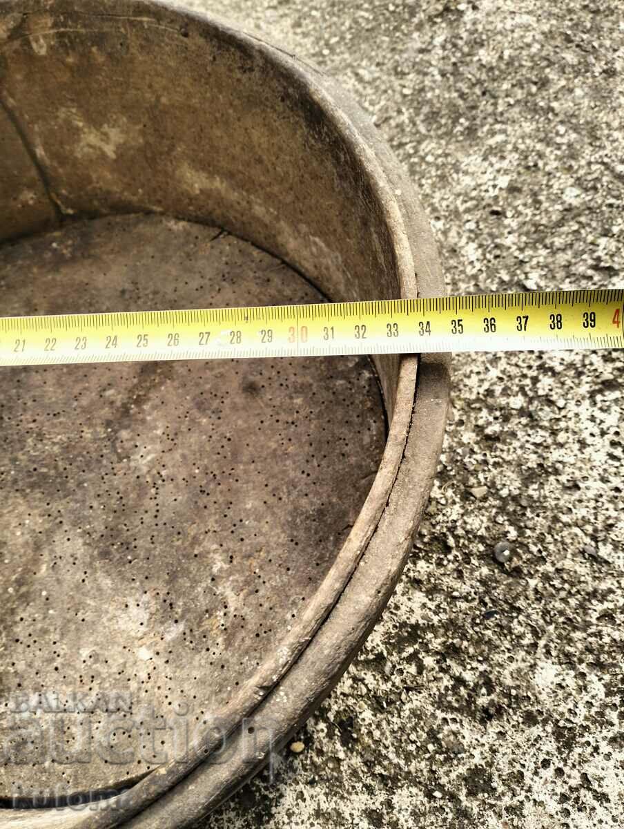 Auction Old corn lily Auction Old corn lily