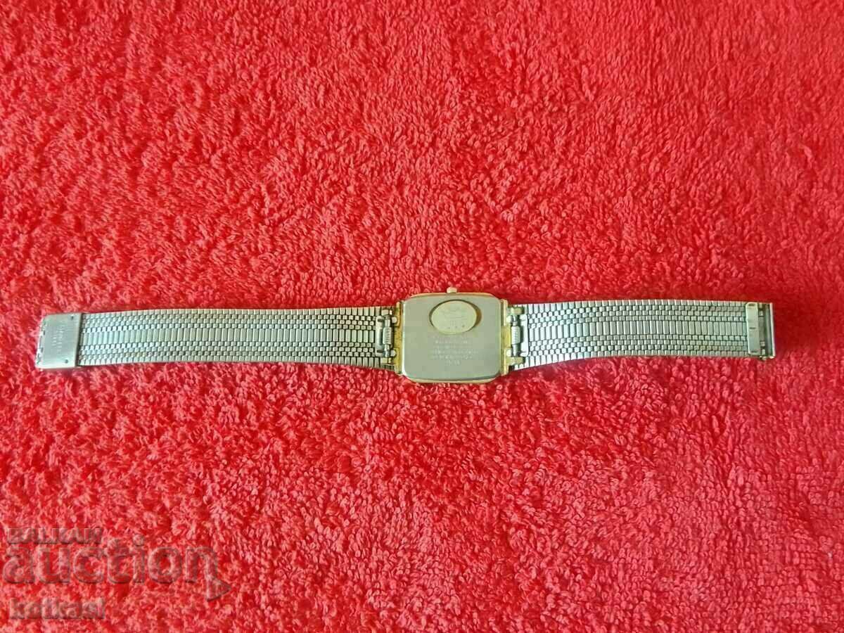 Auction  Old manual men's watch ORIENT quartz gilding