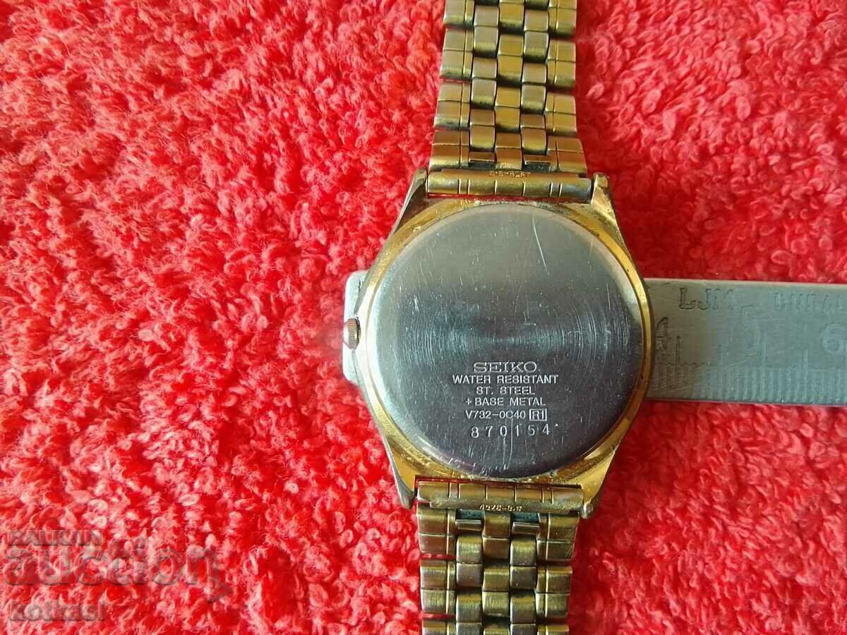 Παράδοση Πολύ παλιό ανδρικό ρολόι χειρός από επιχρυσωμένο χαλαζία SEIKO