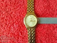 Very old SEIKO quartz gold plated men's wristwatch