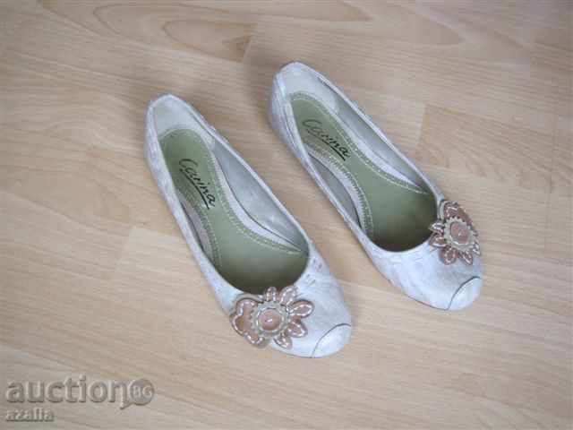 Women's ballerina shoes