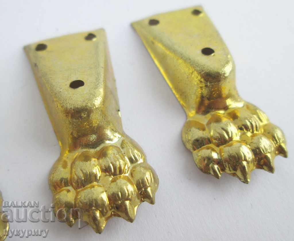 Lot of 4 old lion paw feet for box with price 20.00 BGN | € 10.23 Lot of 4 old lion paw feet for box with price 20.00 BGN | € 10.23