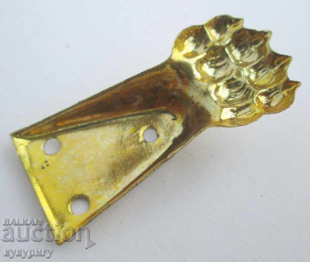 Delivery of Lot of 4 old lion paw feet for box Delivery of Lot of 4 old lion paw feet for box