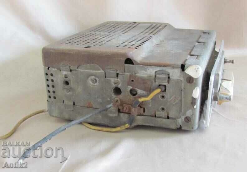 Delivery of 50's Car Radio - BLAUPUNKT Germany Delivery of 50's Car Radio - BLAUPUNKT Germany