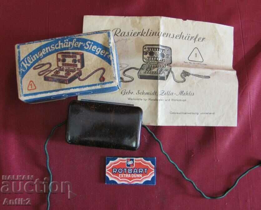 Licitație Ascuțitor de cuțite al doilea război mondial