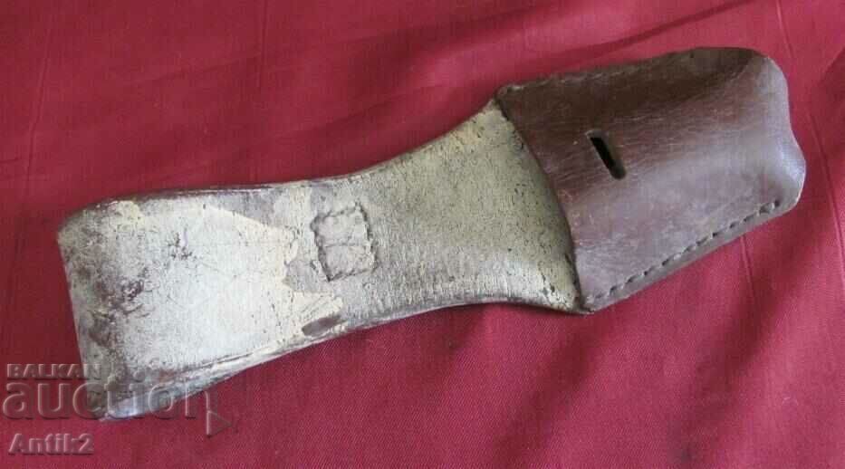 Suport pentru baionetă din piele originală pentru cel de-al doilea război mondial cu preț 20.00 BGN | € 10.23