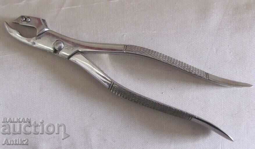 19th Century Medical Bone Cutting Instrument rare with price 40.00 BGN | € 20.45 19th Century Medical Bone Cutting Instrument rare with price 40.00 BGN | € 20.45