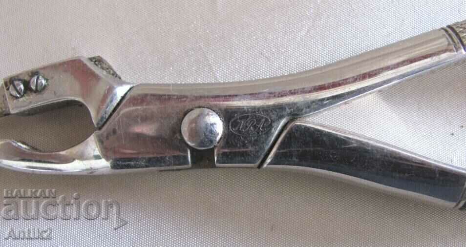 19th Century Medical Bone Cutting Instrument rare - 5 19th Century Medical Bone Cutting Instrument rare - 5