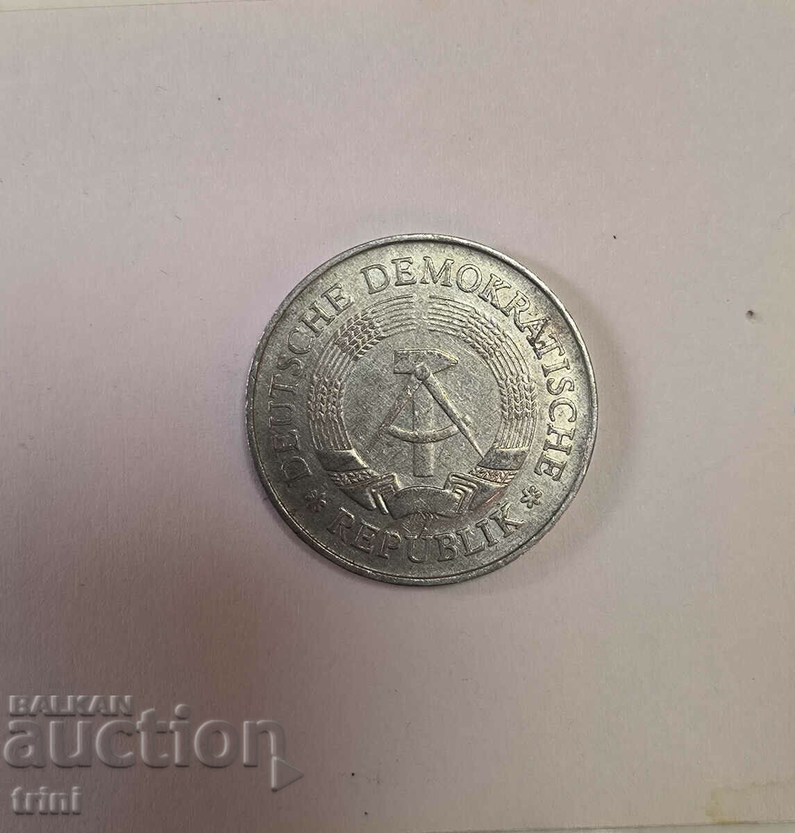 Germany GDR 1 stamp 1977 year with price 1.00 BGN | € 0.51 Germany GDR 1 stamp 1977 year with price 1.00 BGN | € 0.51