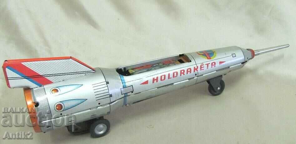 Jucărie metalică pentru copii anii 70 - Rachetă cu mecanism Germania cu preț 30.00 BGN | € 15.34