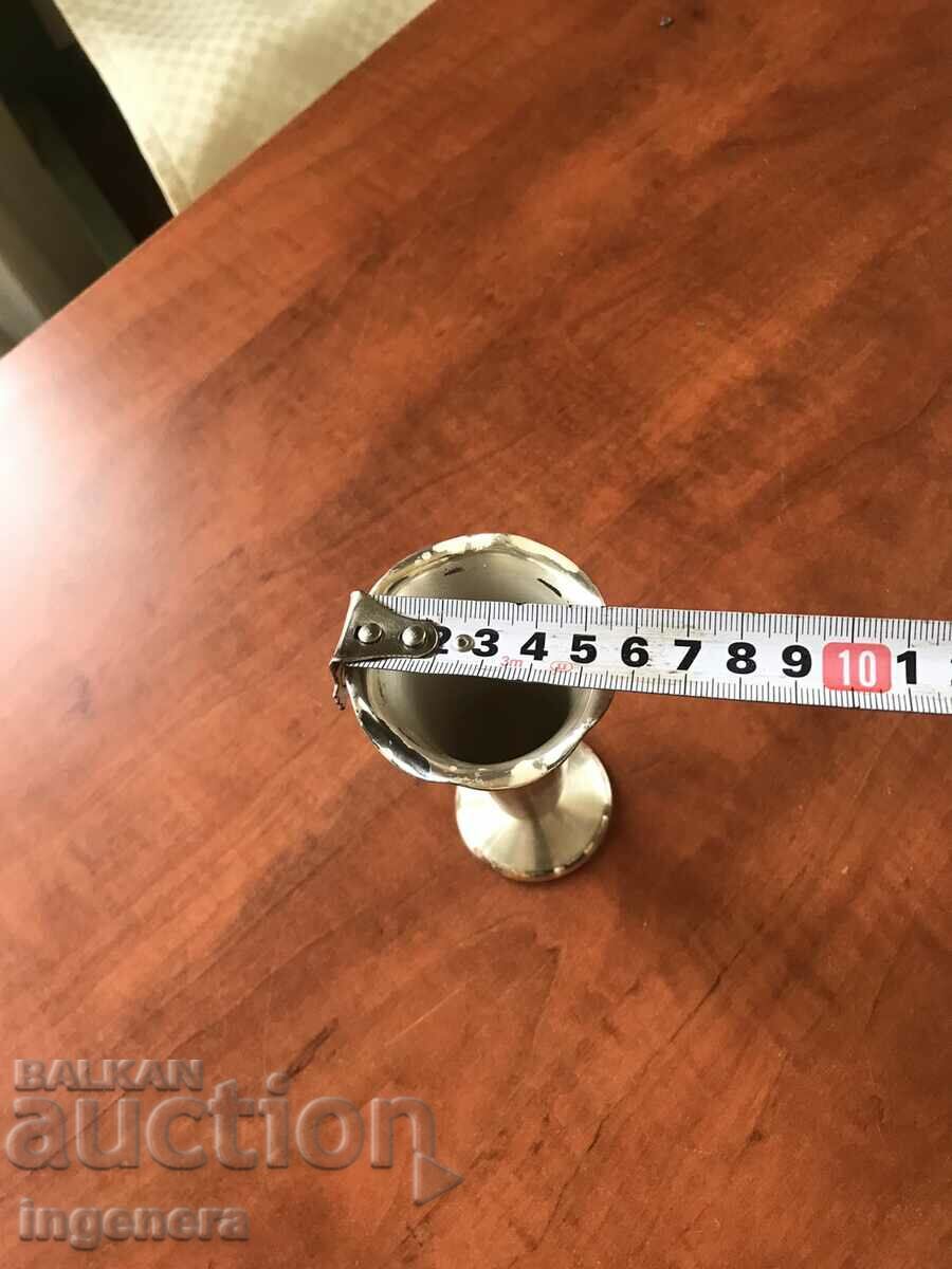 Auction VASE VASE COLOR METAL SOLID AND HEAVY COVER Auction VASE VASE COLOR METAL SOLID AND HEAVY COVER