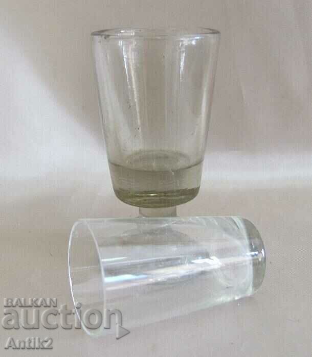 19th century Medicine Cups for Medicines 2 pcs. with price 40.00 BGN | € 20.45 19th century Medicine Cups for Medicines 2 pcs. with price 40.00 BGN | € 20.45