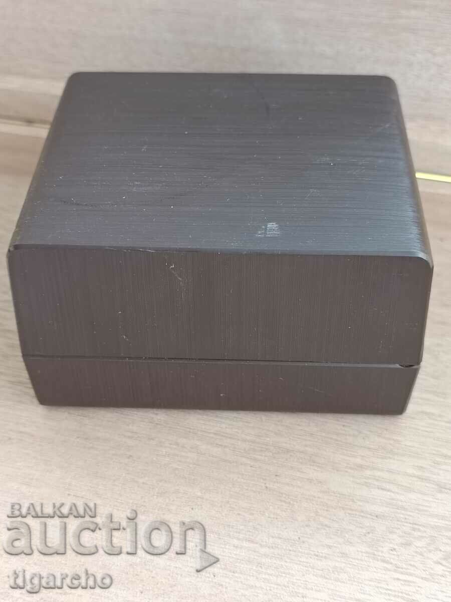Παράδοση Κουτί ρολογιού Rado Παράδοση Κουτί ρολογιού Rado