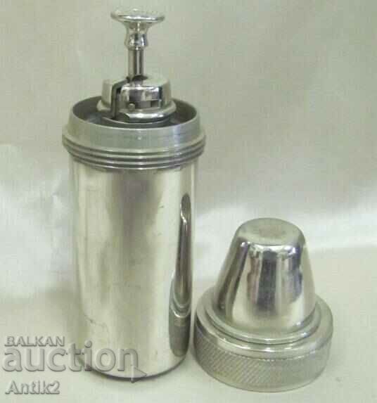 WWII Syringe in Metal Container 2cc with price 40.00 BGN | € 20.45 WWII Syringe in Metal Container 2cc with price 40.00 BGN | € 20.45