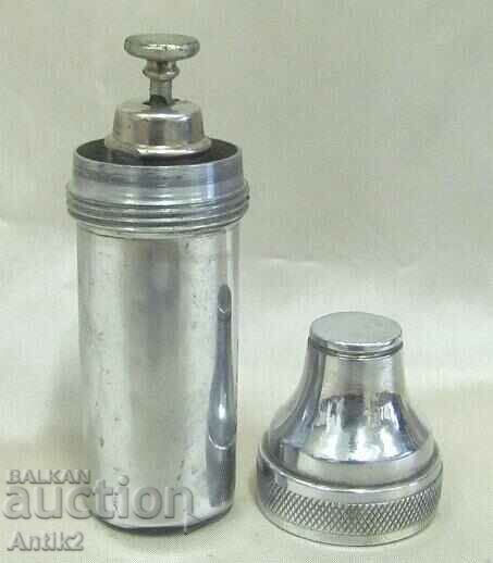 WWII Syringe in Metal Container 2cc with price 40.00 BGN | € 20.45 WWII Syringe in Metal Container 2cc with price 40.00 BGN | € 20.45