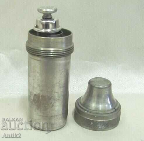 Seringă din al doilea război mondial în recipient metalic 2cc cu preț 40.00 BGN | € 20.45