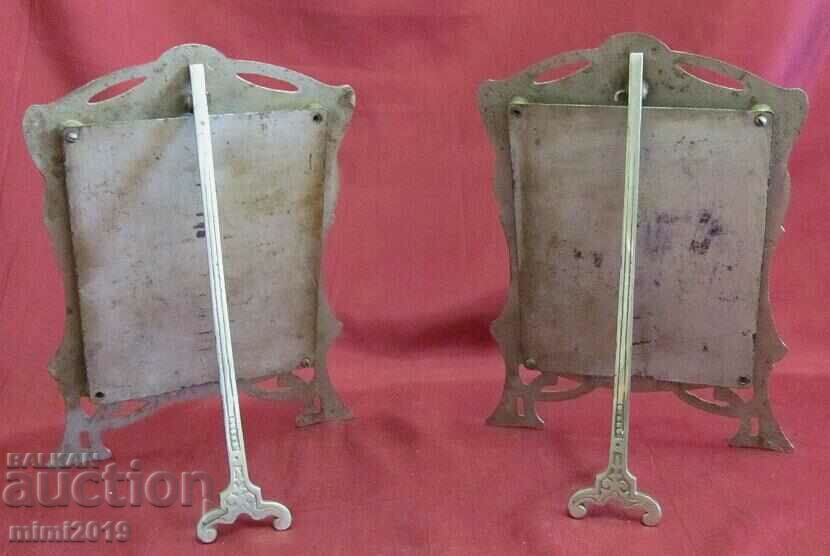 Delivery of 19th century Art Nouveau Secession 2 pcs. Metal Photo Frames Delivery of 19th century Art Nouveau Secession 2 pcs. Metal Photo Frames