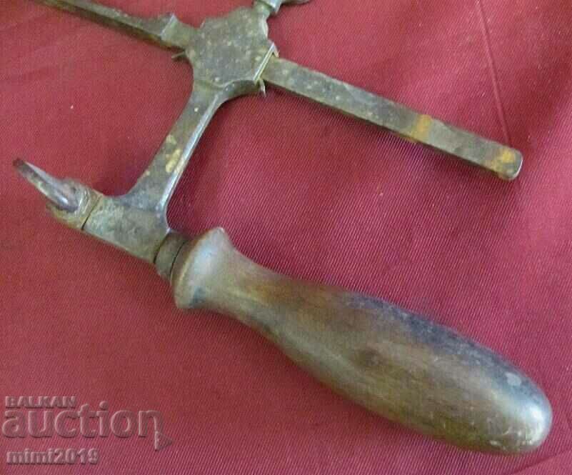 18th century 1777 Metacarpal Bow Saw USED - 7 18th century 1777 Metacarpal Bow Saw USED - 7