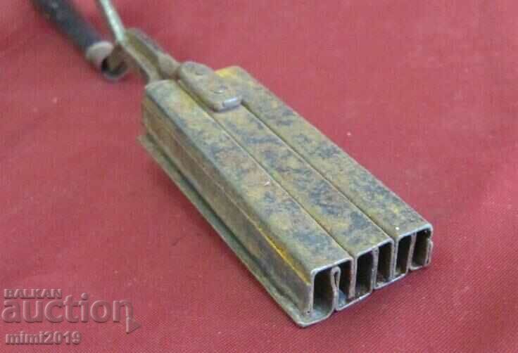 Доставка на 19 век Маша за Коса метал и дърво Доставка на 19 век Маша за Коса метал и дърво