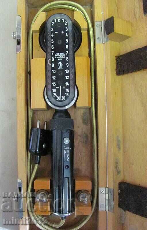 Auction Antique Medical Ophthalmoscope CARL ZEISS Germany Auction Antique Medical Ophthalmoscope CARL ZEISS Germany