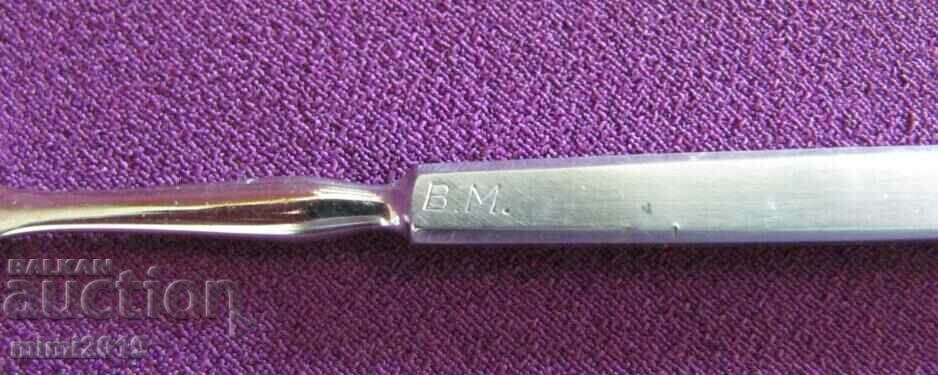 Delivery of 40's Medical Instrument for Eye Surgery Delivery of 40's Medical Instrument for Eye Surgery