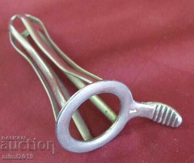 Auction 19th Century Medical Specula Auction 19th Century Medical Specula