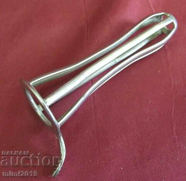 Delivery of 19th Century Medical Specula Delivery of 19th Century Medical Specula