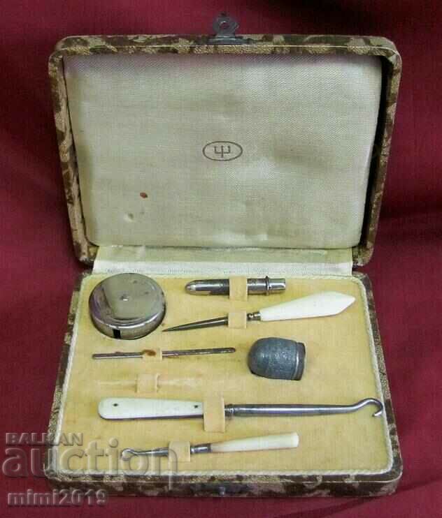 30's Old Lady's Toiletry - 7 30's Old Lady's Toiletry - 7