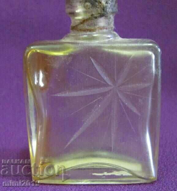 Vintich Mini Crystal Bottle for Perfume USSR with price 40.00 BGN | € 20.45 Vintich Mini Crystal Bottle for Perfume USSR with price 40.00 BGN | € 20.45