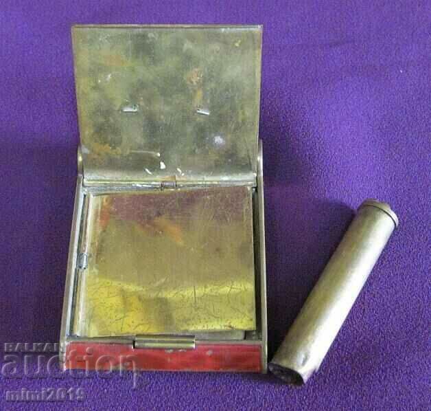 Art Deco Stara Poudriera with Lipstick - 5 Art Deco Stara Poudriera with Lipstick - 5