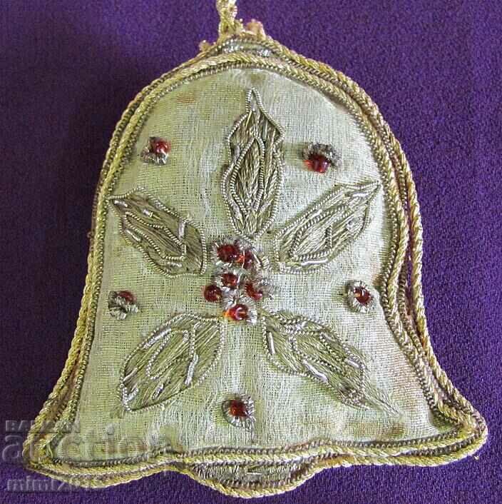 Licitație Decorat pentru brad Vintich Licitație Decorat pentru brad Vintich