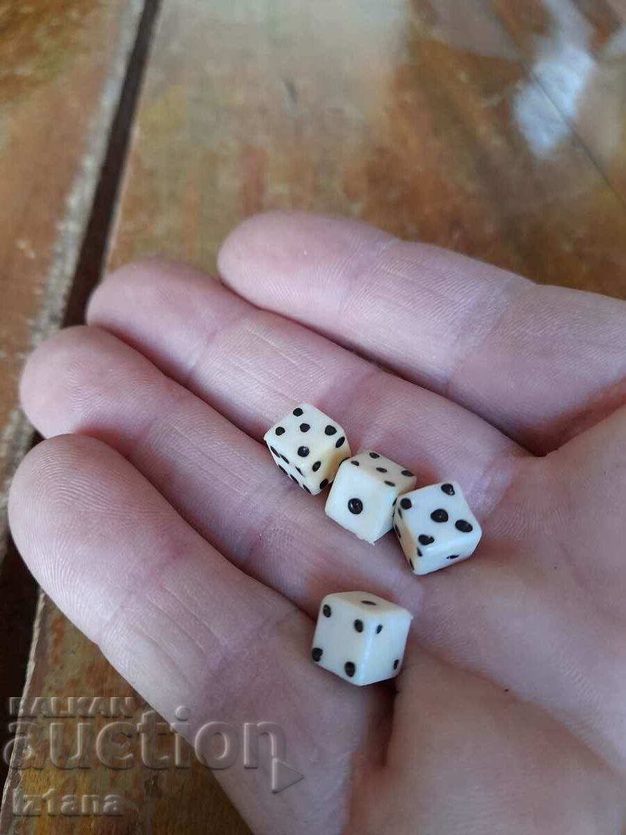 Auction Old dice, dice, dice Auction Old dice, dice, dice