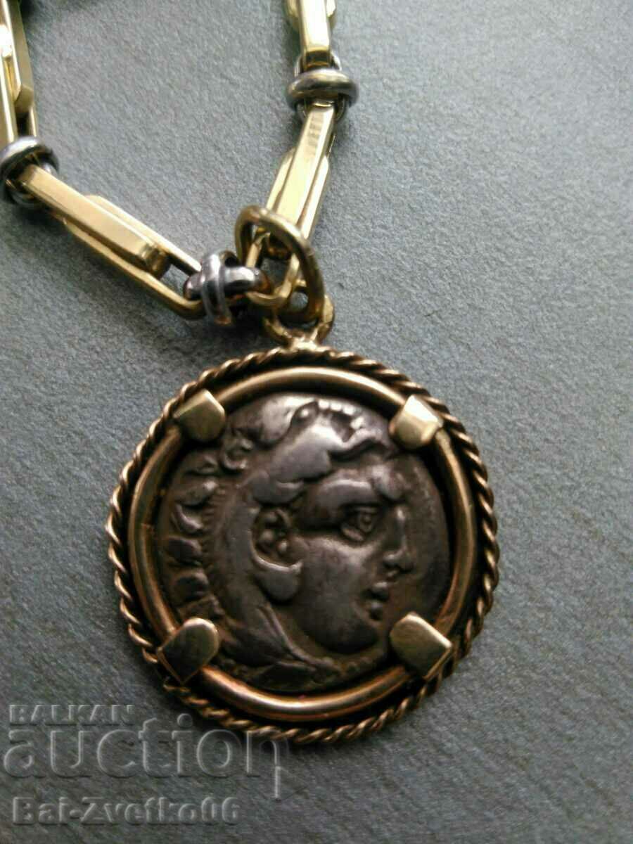 Vand medalion antic