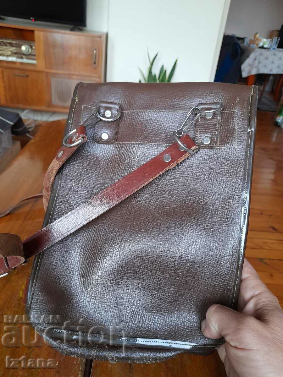 Δημοπρασία Παλιά τσάντα διοικητή, αξιωματικού Δημοπρασία Παλιά τσάντα διοικητή, αξιωματικού