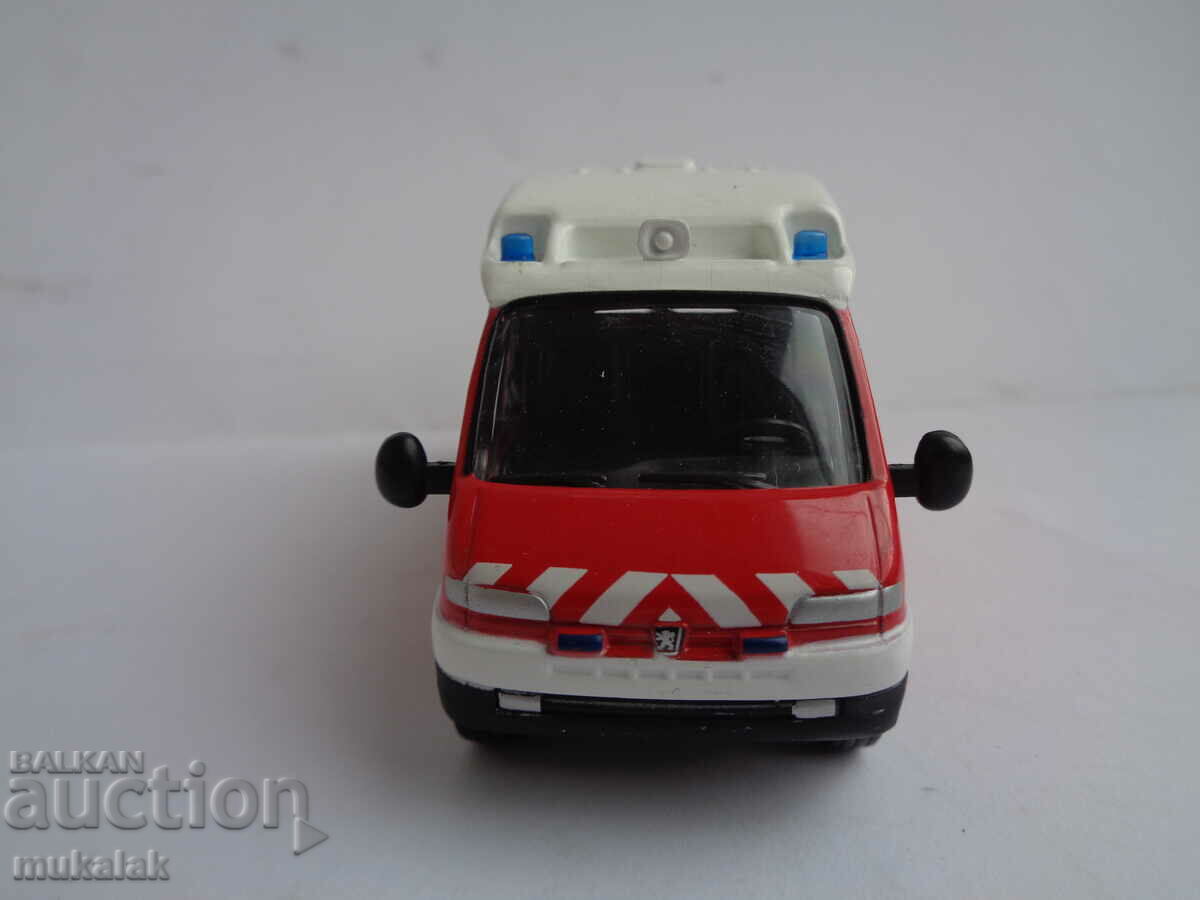 Δημοπρασία 1:57 DEL PRADO PEUGEOT BOXER TROLLEY ΜΟΝΤΕΛΟ Ασθενοφόρου Δημοπρασία 1:57 DEL PRADO PEUGEOT BOXER TROLLEY ΜΟΝΤΕΛΟ Ασθενοφόρου